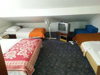 Tea Hotel 3*